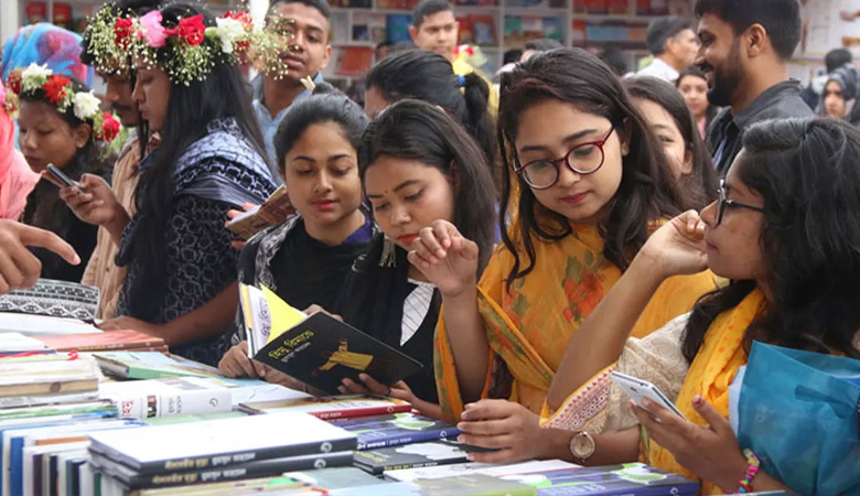 অমর একুশে বইমেলা শুরু ২০ ফেব্রুয়ারি