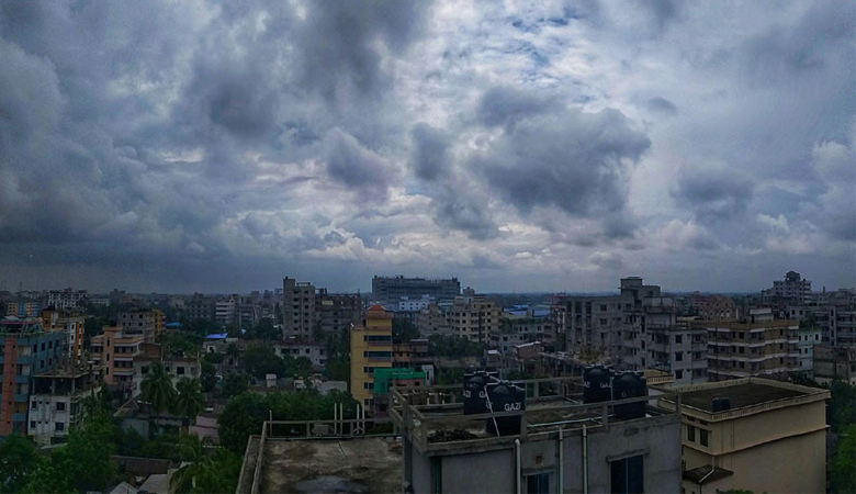 ঢাকার আকাশ আজ মেঘলা থাকতে পারে