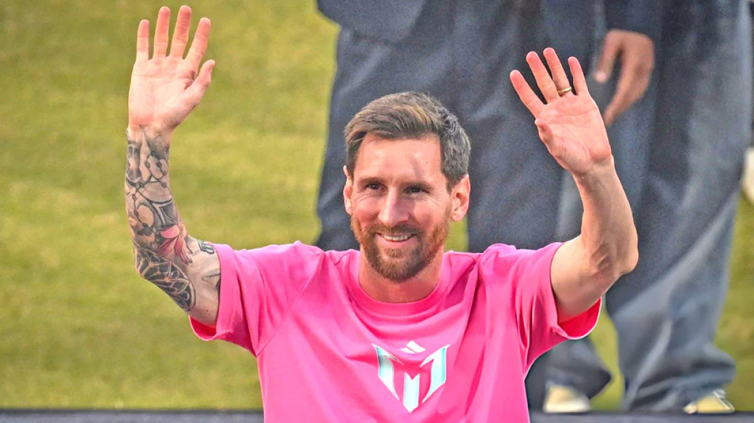 ভারত সফর থেকে মেসির আয় ১২১ কোটি টাকা!