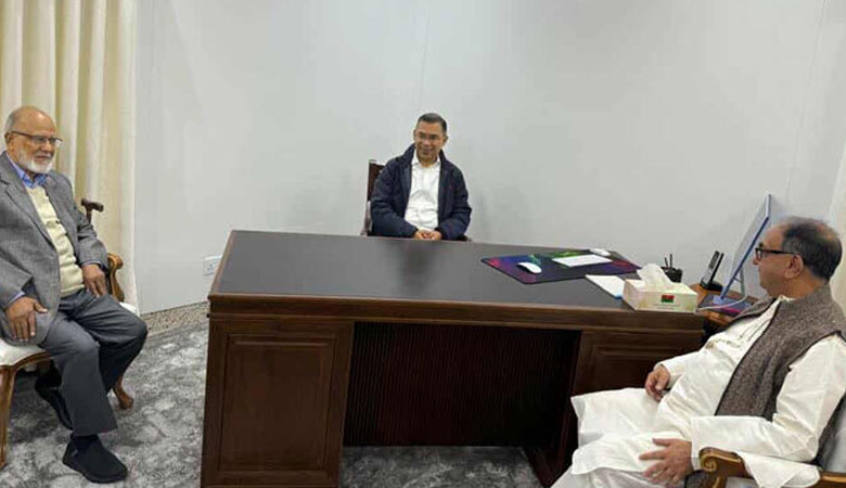 দেশে ফিরে প্রথমবারের মতো গুলশান কার্যালয়ে তারেক রহমান