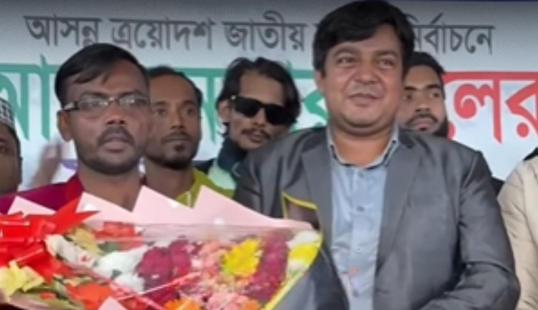 তারেকের আমজনতার দলে যোগ দিলেন হিরো আলম