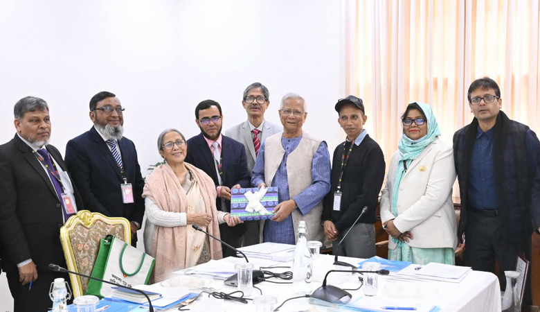 গভীর সমুদ্রে গবেষণা ও সমস্যা চিহ্নিত করতে গুরুত্বারোপ প্রধান উপদেষ্টার