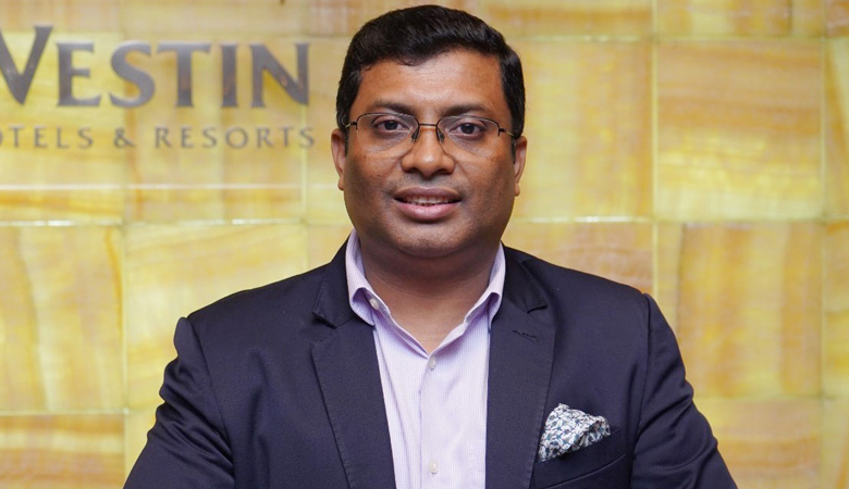 অবস্থান থেকে এক ইঞ্চি নড়ব না, ভারতেও যাব না