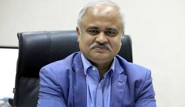 সাংবাদিক নঈম নিজামসহ ৩ জনের বিরুদ্ধে মামলা বাতিল, অব্যাহতি