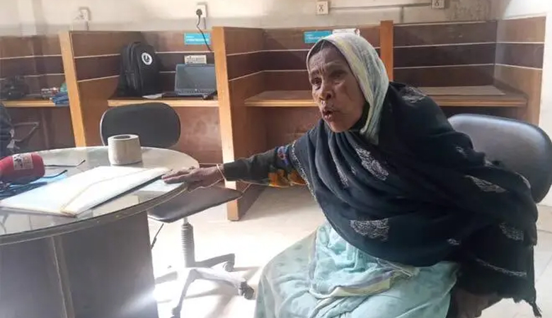 ভিক্ষা করে পাঁচ বছর ধরে জমানো ৮০ হাজার টাকা চুরি বৃদ্ধার