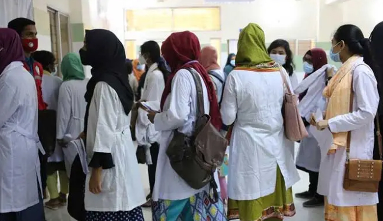 বেসরকারি মেডিকেল-ডেন্টাল কলেজে ভর্তি আবেদন শুরু, ফি ৩০০ টাকা