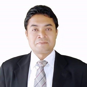 মার্কিন রাজনীতির শোরগোল: নীরব সত্যের আড়ালে