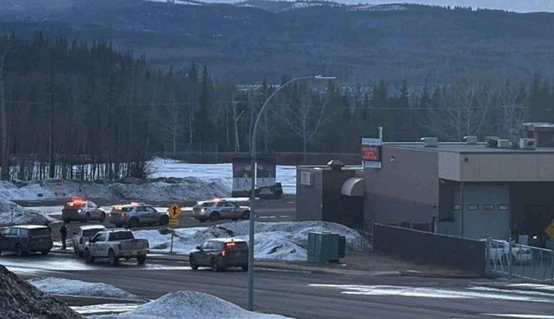 কানাডায় হাইস্কুলে ভয়াবহ বন্দুক হামলায় নিহত ১০