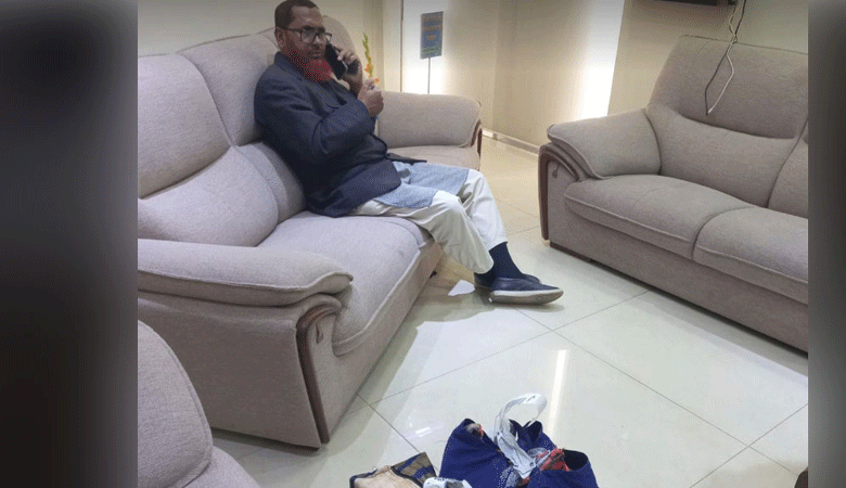 ৫০ লাখ টাকাসহ ঠাকুরগাঁও জেলা জামায়াতের আমির আটক