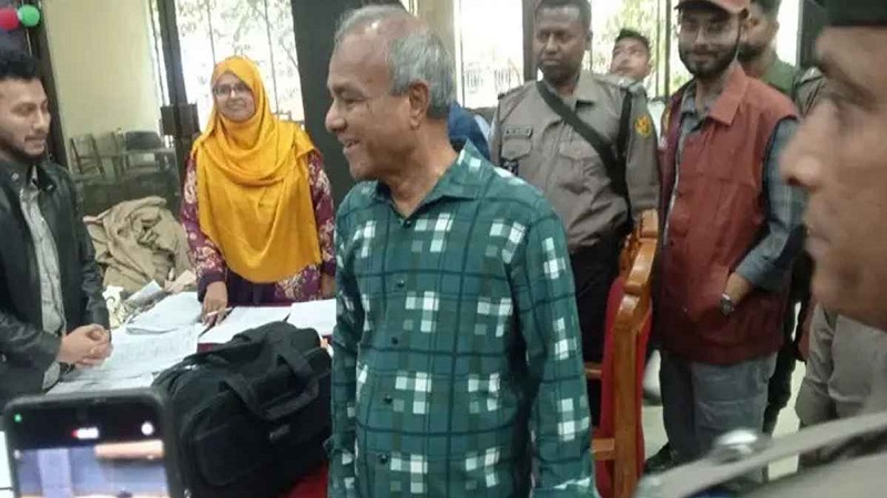 ভোটকেন্দ্রে অনিয়ম হলে কঠোর ব্যবস্থা