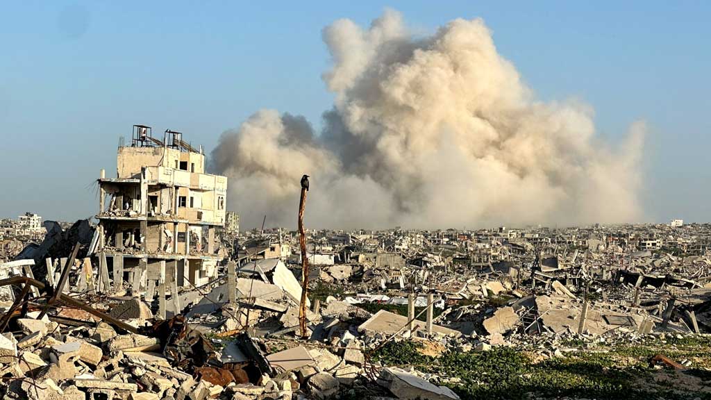 গাজায় যুদ্ধবিরতির মধ্যেই ইসরায়েলি হামলায় নিহত ৮