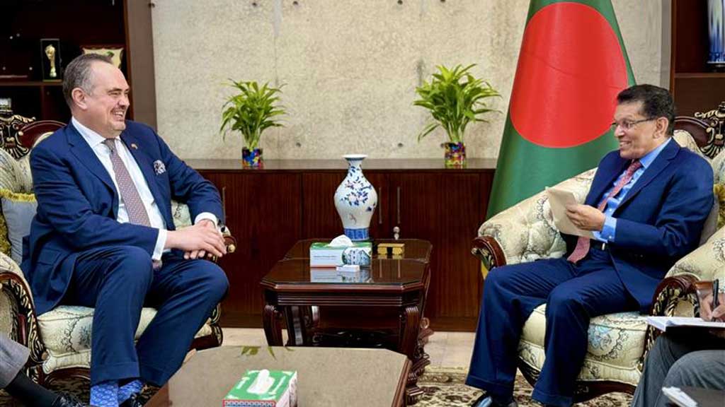 সম্পর্ককে নতুন উচ্চতায় নেওয়ার আশায় ঢাকা-ওয়াশিংটন