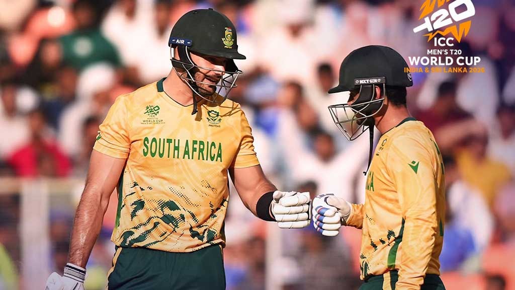 উইন্ডিজকে উড়িয়ে সেমির দুয়ারে দ. আফ্রিকা