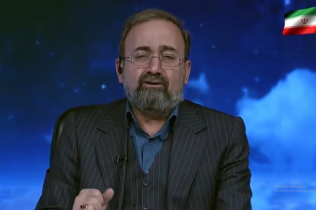 কাঁদতে কাঁদতে খামেনির নিহতের ঘোষণা দেন টিভি উপস্থাপক