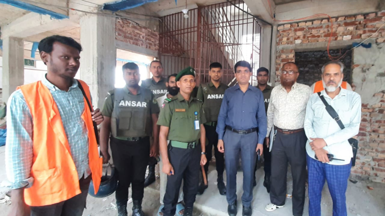 মশার প্রজননস্থল ধ্বংসে ডিএসসিসির মোবাইল কোর্ট, দুই ভবন মালিককে জরিমানা