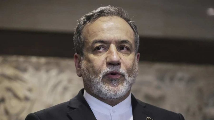 যতদিন প্রয়োজন ক্ষেপণাস্ত্র হামলা, জানালেন ইরানি পররাষ্ট্রমন্ত্রী