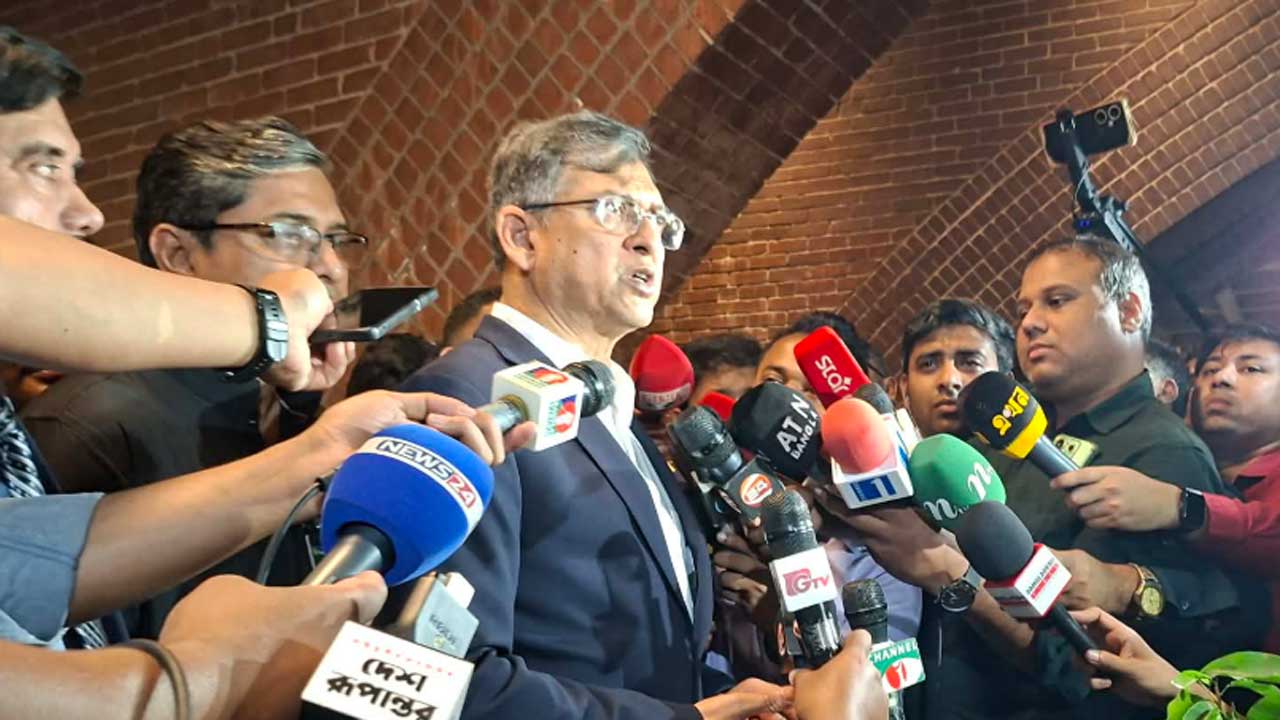 রাষ্ট্রপতি সংসদে ভাষণ দেবেন, স্পিকার ও ডেপুটি স্পিকারের শপথ পড়াবেন