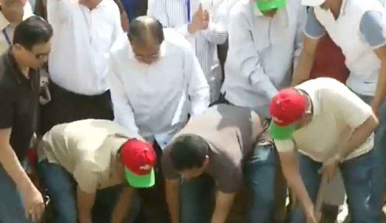 খাল খনন কর্মসূচির উদ্বোধন করলেন প্রধানমন্ত্রী