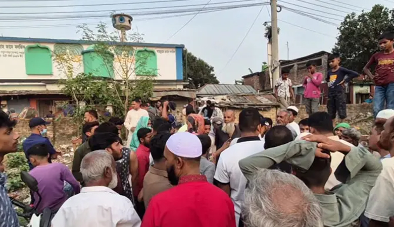 ঈদে মাংস দেওয়ার নামে ৭৭ লাখ টাকা নিয়ে উধাও সমিতি