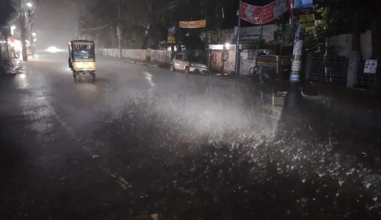 সারাদেশে টানা ৫ দিন ঝড় ও শিলাবৃষ্টির আভাস