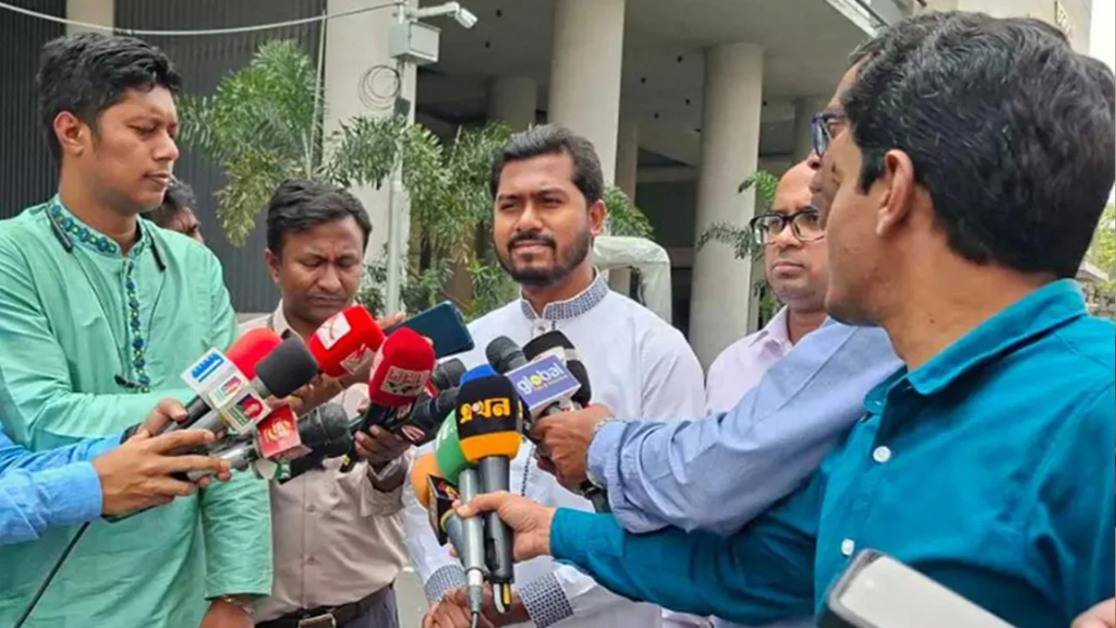 বিদেশগামী শিক্ষার্থীকে ১০ লাখ টাকা ঋণ দেওয়ার নির্দেশ প্রধানমন্ত্রীর