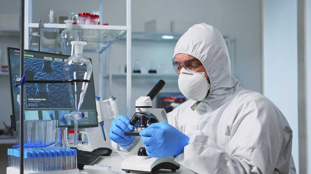 প্লাস্টিকখেকো ব্যাকটেরিয়ার সন্ধান পেলেন বিজ্ঞানীরা