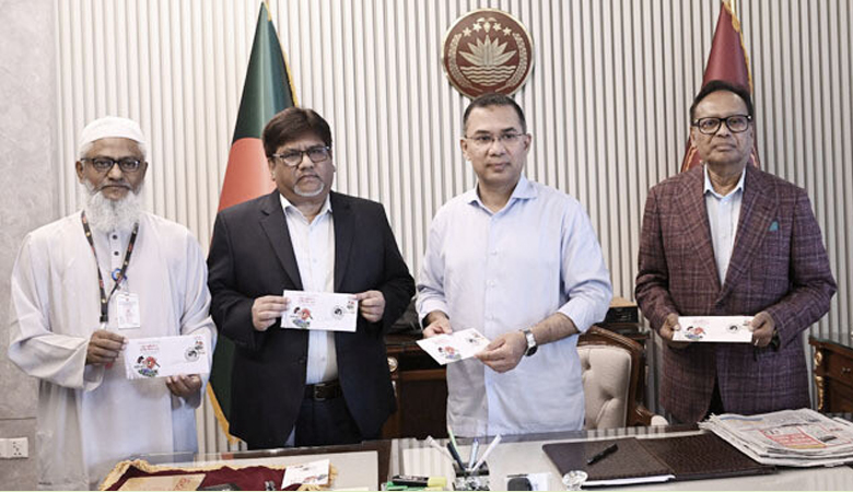 স্বাধীনতা দিবস উপলক্ষে স্মারক ডাকটিকিট উন্মোচন করলেন প্রধানমন্ত্রী