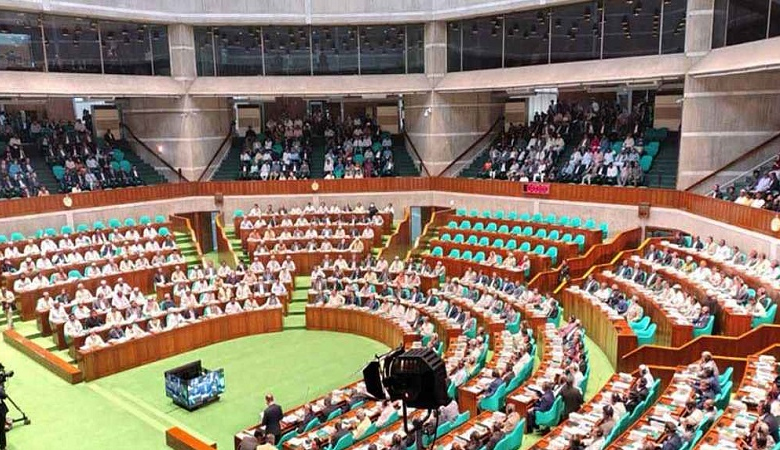 ১৩ দিন বিরতির পর সংসদ অধিবেশন শুরু