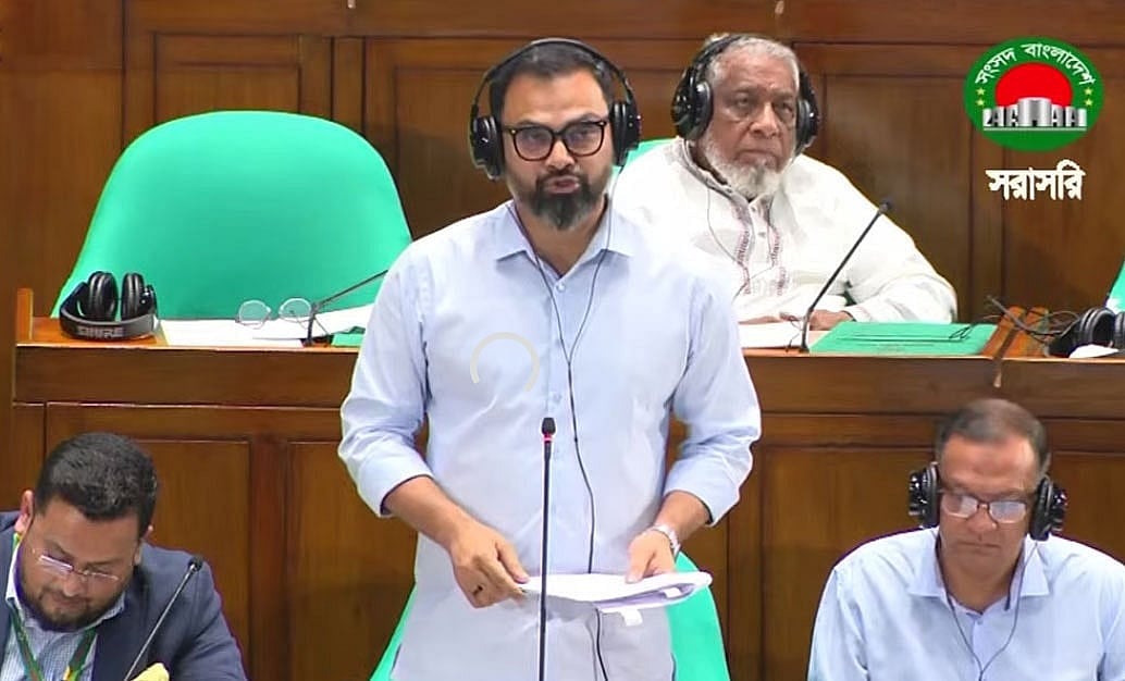 চতুর্থ শ্রেণি থেকে খেলাধুলা বাধ্যতামূলক করতে যাচ্ছে সরকার