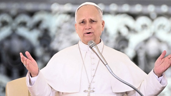 ধর্মগুরু পোপ লিও বললেন ঈশ্বর যুদ্ধকে বৈধতা দেন না