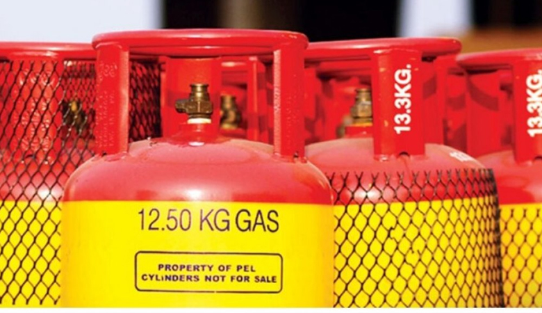 এলপি গ্যাসের দাম একলাফে বাড়লো ৩৮৭ টাকা
