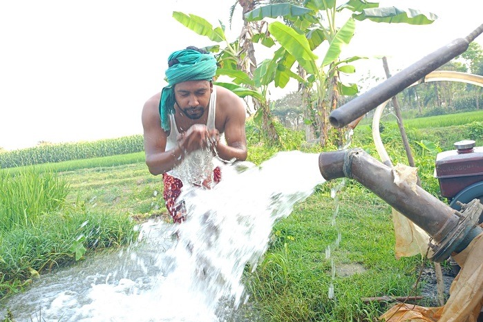 মৌসুমের সর্বোচ্চ তাপমাত্রায় পুড়ছে চুয়াডাঙ্গা
