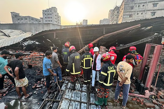 পাঁচ মরদেহ উদ্ধার, তিনজন নারী
