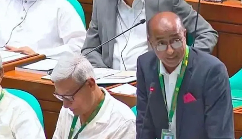 জুলাই সনদ নিয়ে গণভোটের দাবি সংবিধানের ওপর প্রতারণা: আইনমন্ত্রী