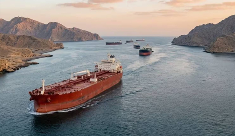 হরমুজ প্রণালি ব্যবহারের জন্য টোল নেবে ২ দেশ