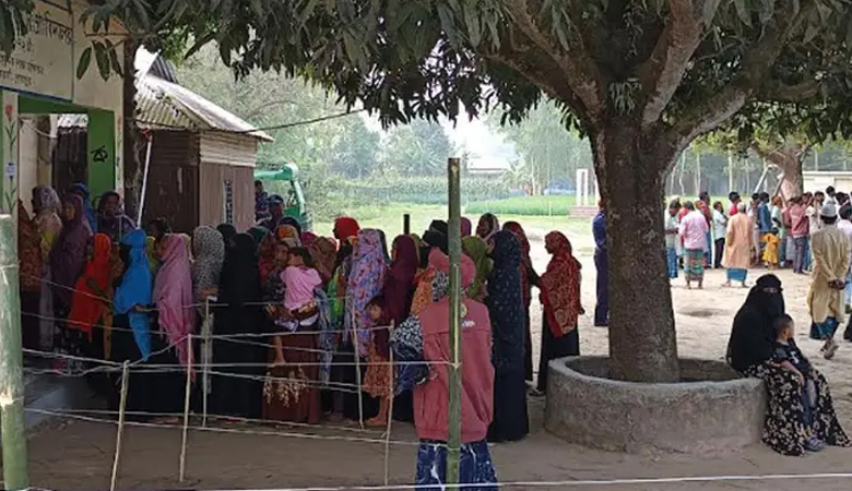 বগুড়া-৬ ও শেরপুর-৩ আসনে ভোটগ্রহণ চলছে