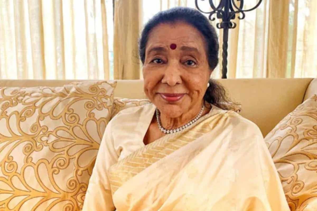 কিংবদন্তি শিল্পী আশা ভোসলে হাসপাতালে, অবস্থা সংকটাপন্ন