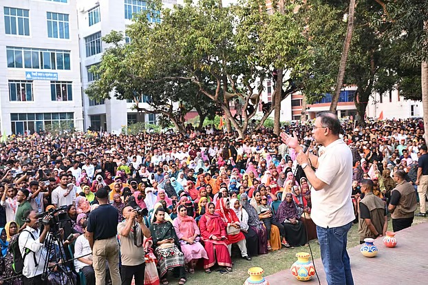 জুলাই সনদের প্রতিটি ধারা বাস্তবায়নের প্রতিশ্রুতি প্রধানমন্ত্রীর