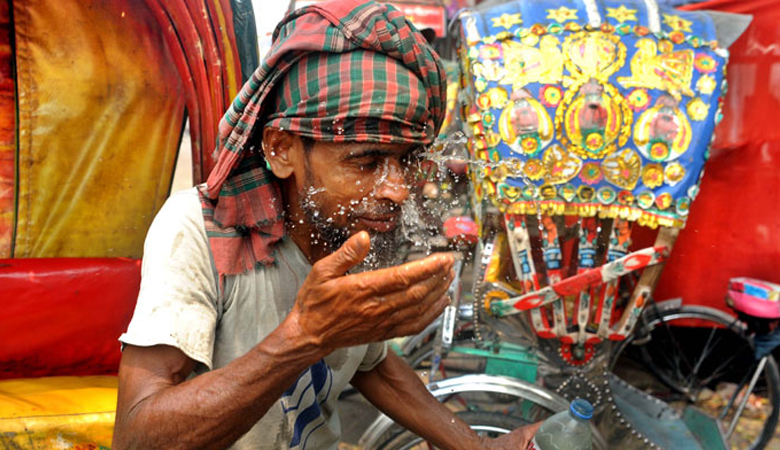 ঢাকায় গরম নিয়ে যা জানালো আবহাওয়া অধিদপ্তর
