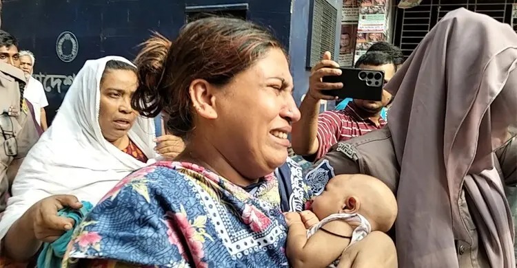 তেজগাঁওয়ের যুব মহিলা লীগ নেত্রী কারাগারে, শিশুসন্তান নিয়ে উদ্বেগ