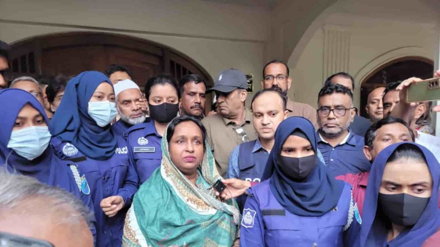 সাবেক মেয়র আইভীকে শ্যোন অ্যারেস্ট দেখানো কেন অবৈধ নয়