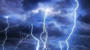 সাত জেলায় বজ্রপাতে অন্তত ১২ জন নিহত