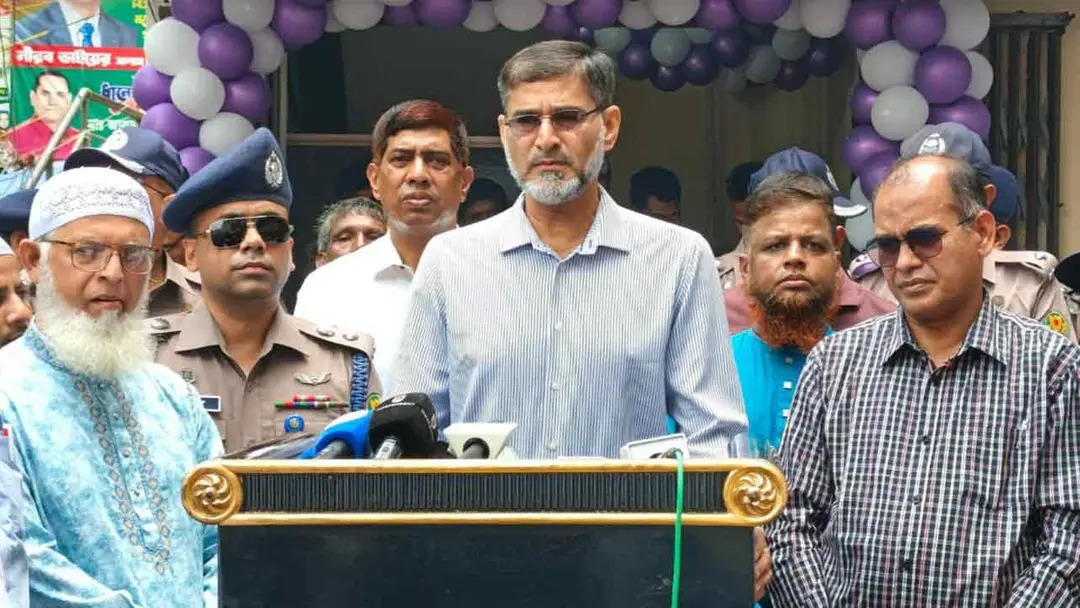 শীর্ষ সন্ত্রাসী তেমন নেই, সহযোগীরা শীর্ষ সাজতে চাইছে: ডিএমপি কমিশনার