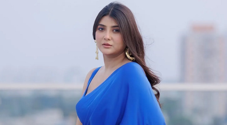 এক জন্মে সব ভালো কাজ করে যেতে চান পার্নো মিত্র