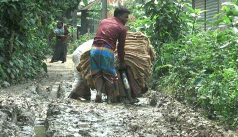 বাংলাদেশের যে গ্রামে কেউ বিয়ে করতে চায় না