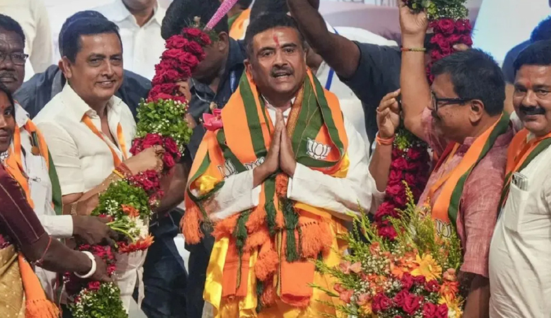 পশ্চিমবঙ্গে বিজেপির মুখ্যমন্ত্রী হিসেবে শপথ নিলেন শুভেন্দু