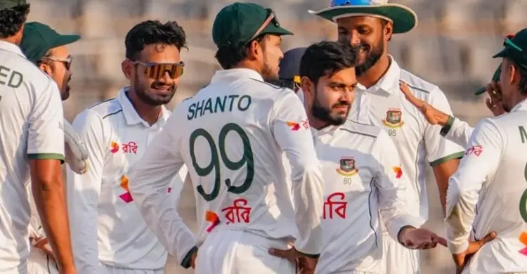 হতাশায় মোড়ানো দিন বাংলাদেশের