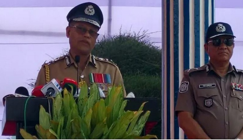 মাদকের সঙ্গে জড়িত পুলিশ সদস্যদের কোনো ছাড় নয়: আইজিপি