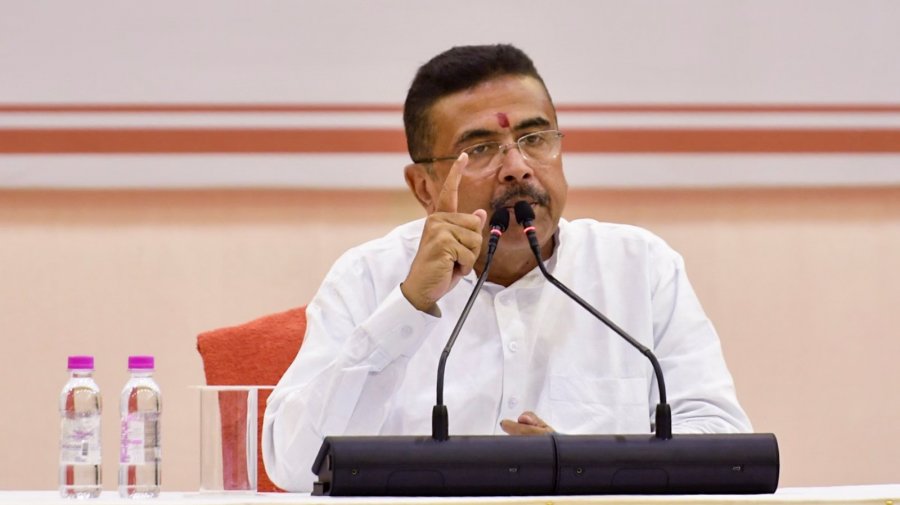 প্রথম সপ্তাহেই বিতর্কে শুভেন্দুর সরকার