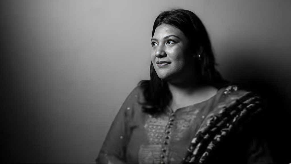 দেশে পৌঁছেছে কারিনা কায়সারের মরদেহ